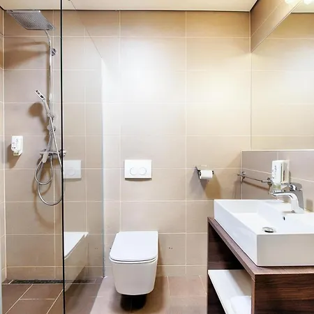 Hotel Graz-hbf 2*