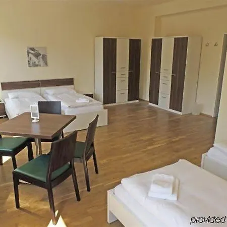 Hotel Graz-hbf 2*