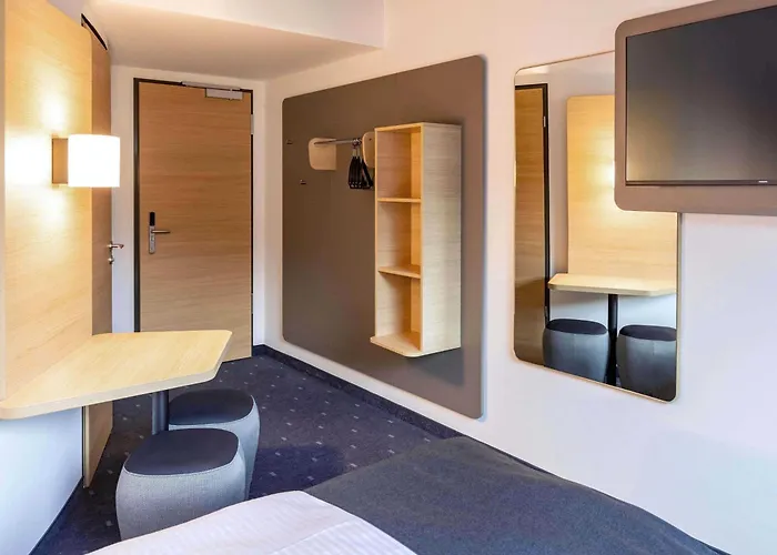 Graz-hbf Готель 3*